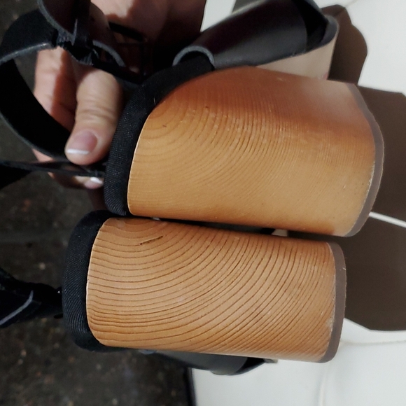 SHOEMINT BLACK LEATHER INGLESIDE CHUNKY HEEL SHOES SIZE 7.5 - Picture 3 of 10